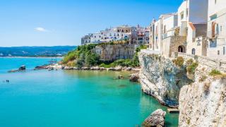 Това място в Италия е идеално за почивка през септември: Плаж, сравним Малдивите