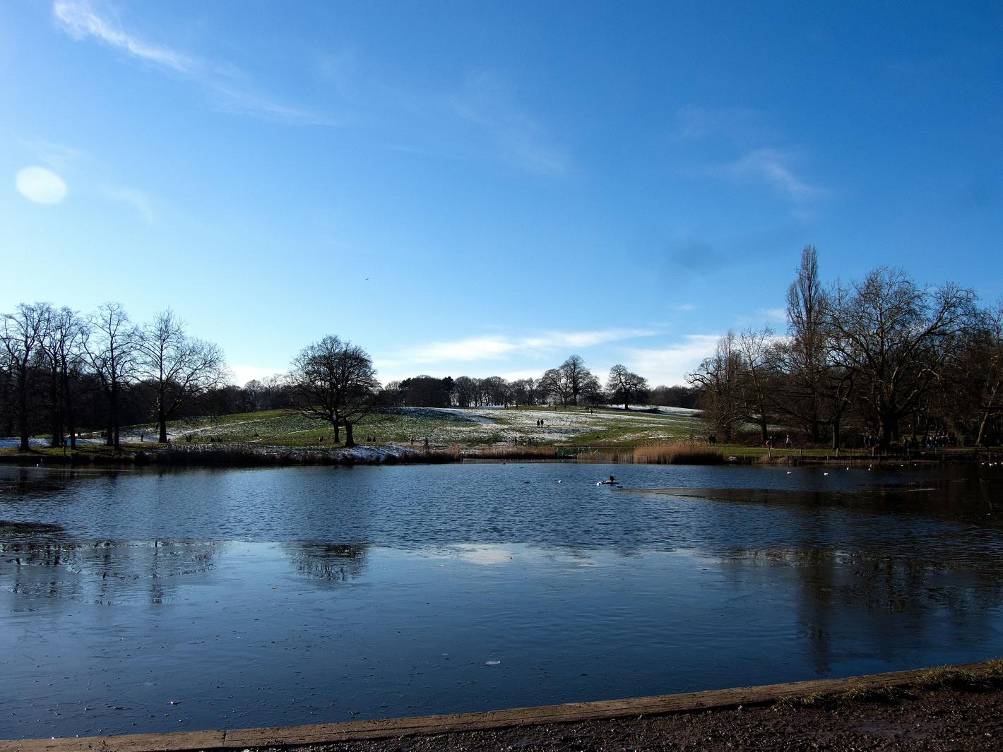 Голяма дилема с къпането на транссексуалните в известни езера във Великобритания