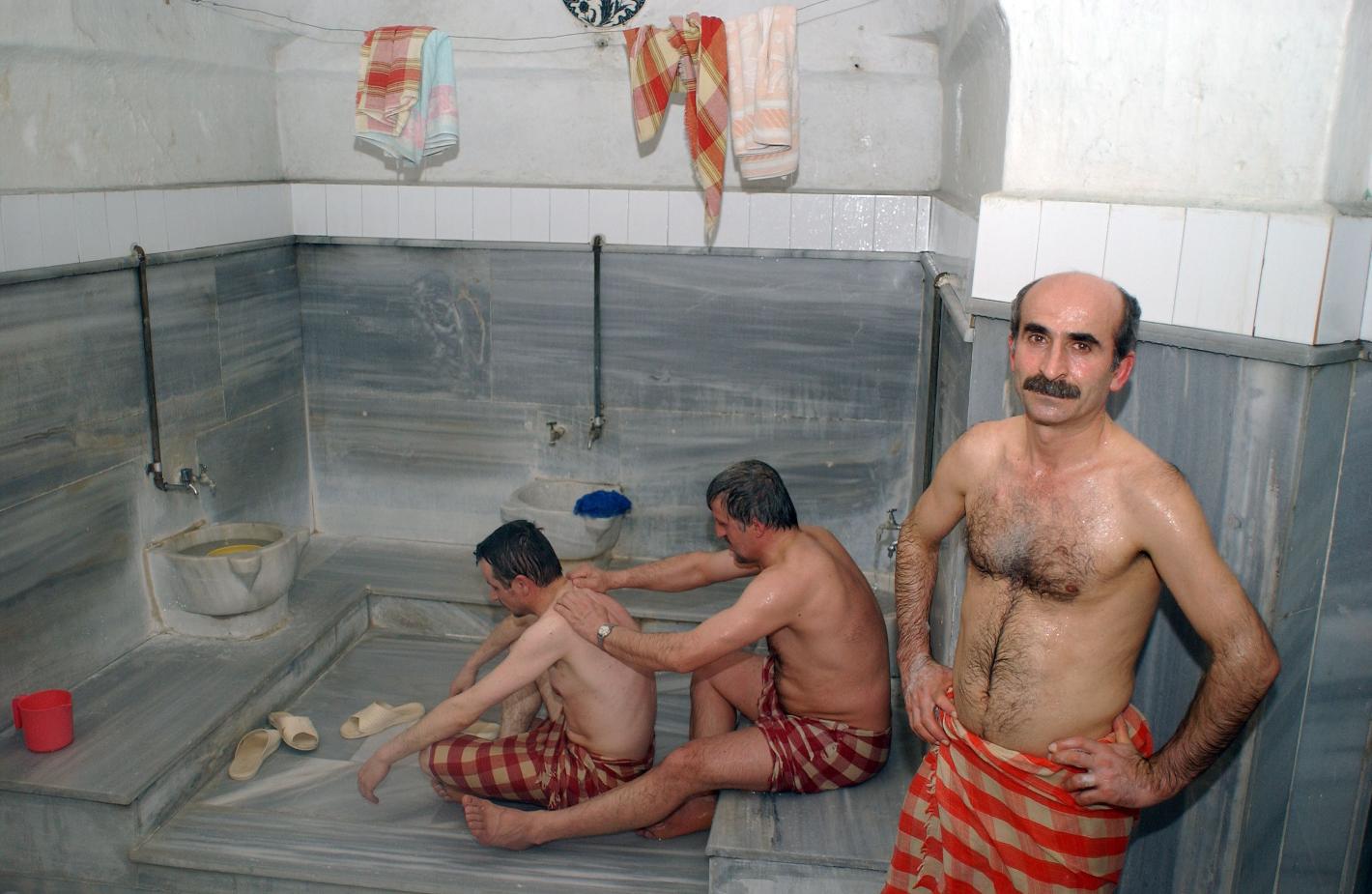 Какво всъщност се случва зад стените на истанбулските хамами