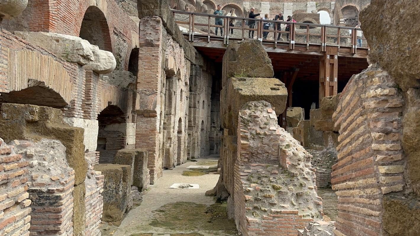 Откриха древен императорски тунел под Колизеума в Рим