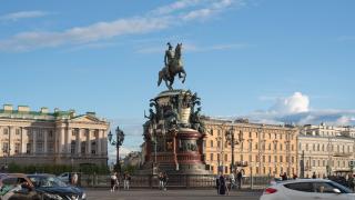 След секирата на ЕС: Какви са вариантите пред българите, желаещи да посетят Русия