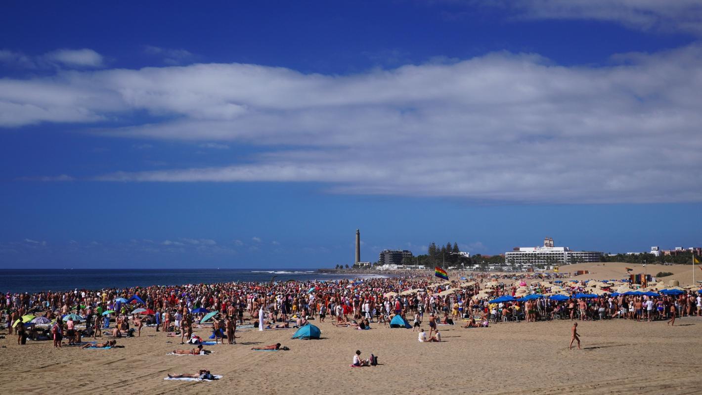 Над 1 милион туристи за месец - тези острови са смазани от пришълци