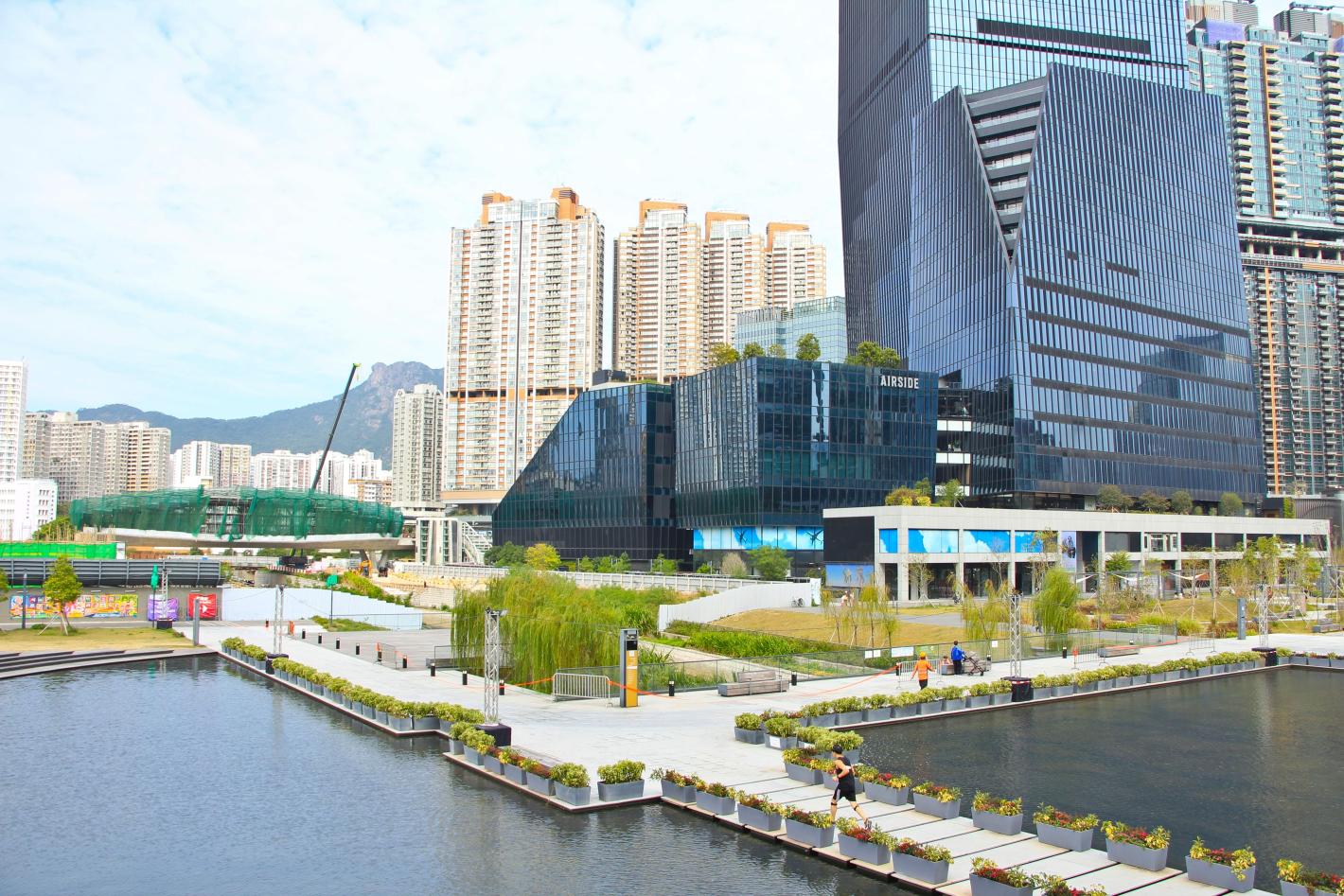 Беше най-страшното летище в света - в какво го превърнаха