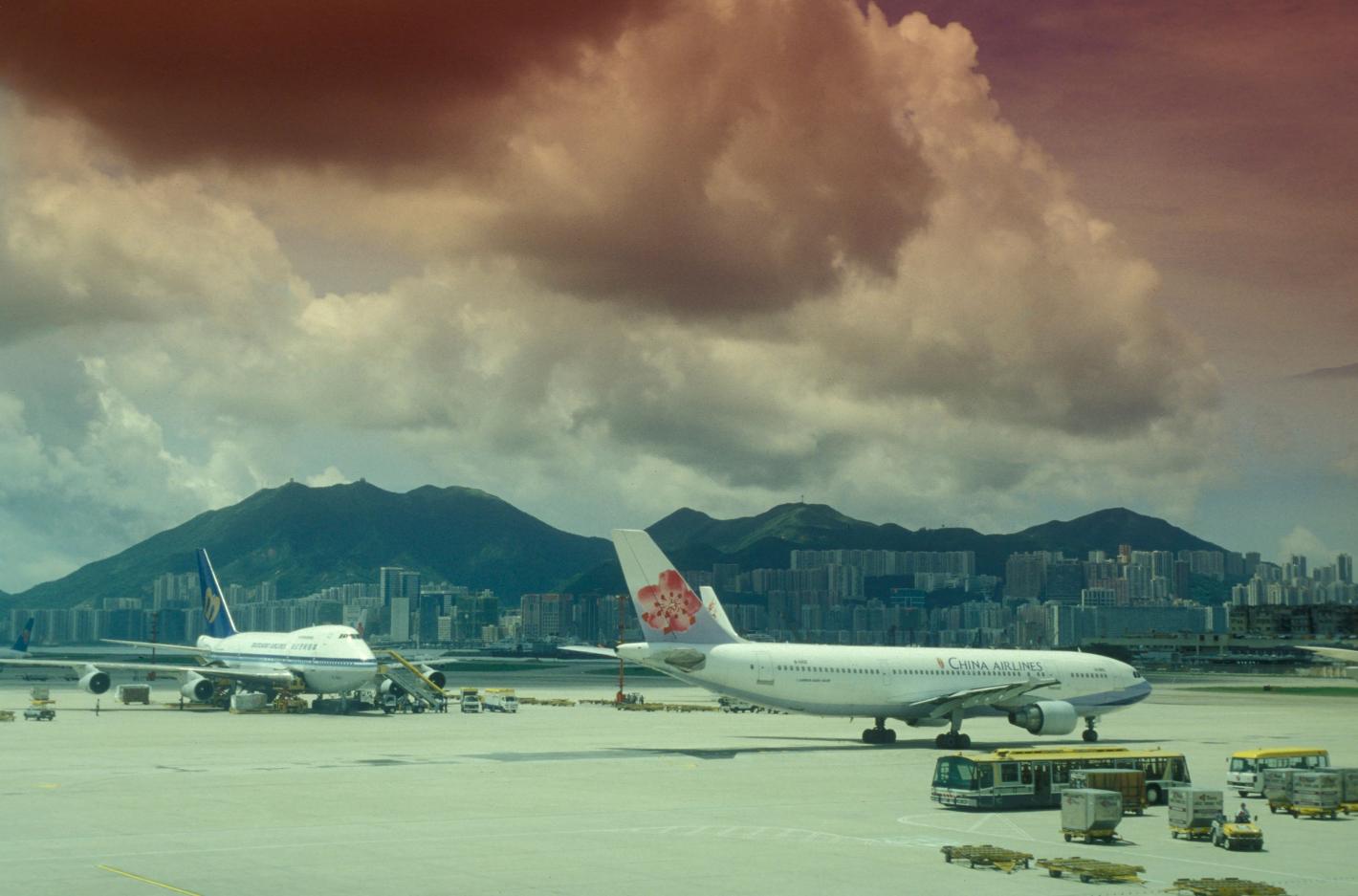 Беше най-страшното летище в света - в какво го превърнаха