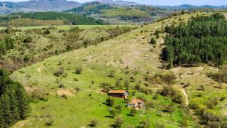 Тайният некропол над Врабча: Мястото, където небето среща древните герои