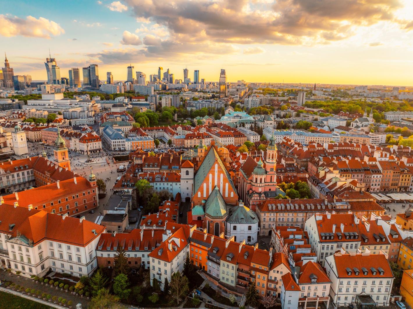 Пускат директни полети от София до Варшава