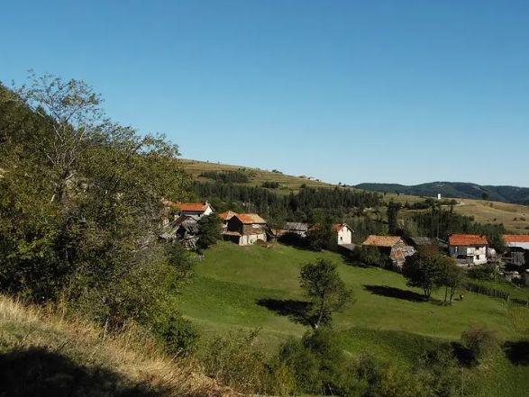 Село Бабяк – „Малката Швейцария“ на Родопите, където младите остават