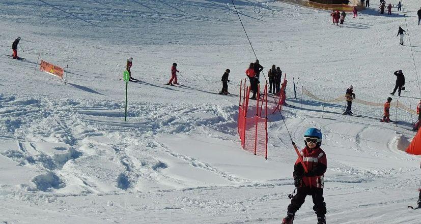 Френски курорт пуска напълно безплатно каране на ски