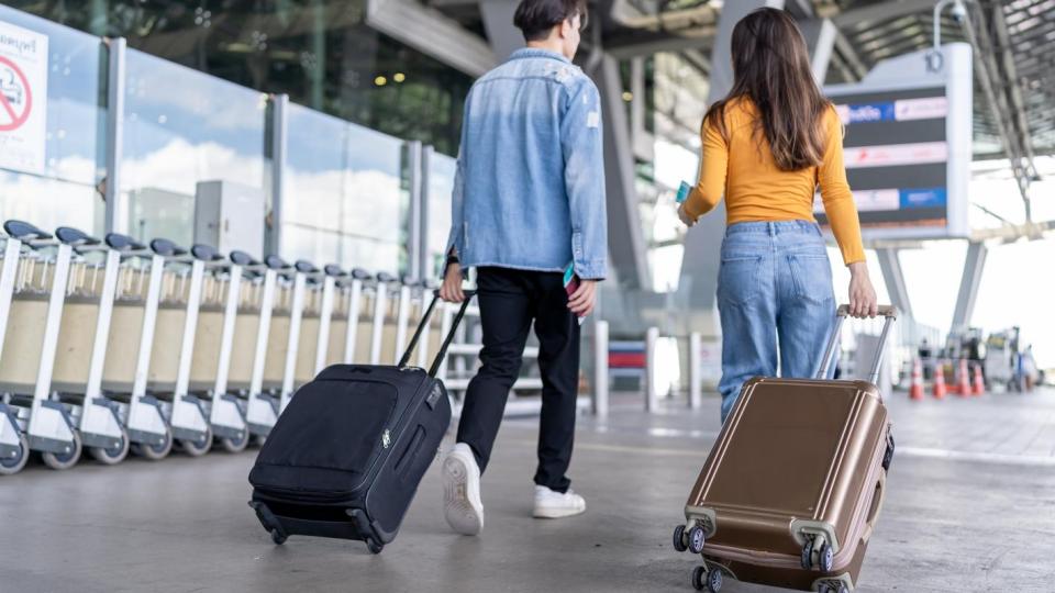DiscoverEU подарява билети: 621 български младежи ще пътуват безплатно из Европа