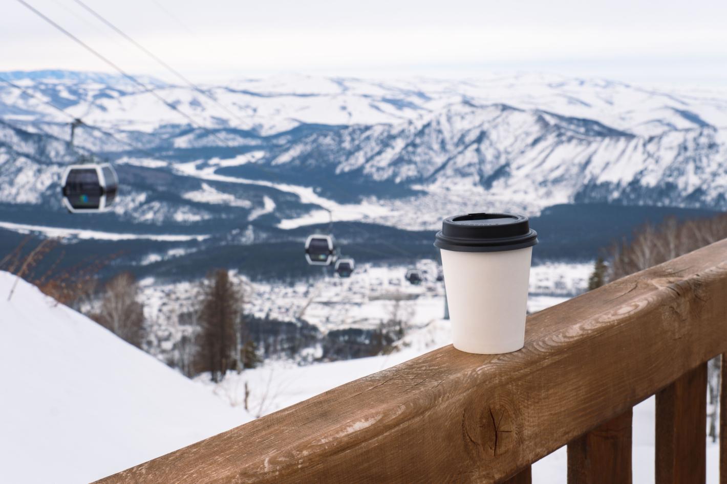 Кафе, супа и картофи - какви са цените в зимните курорти у нас и в Алпите