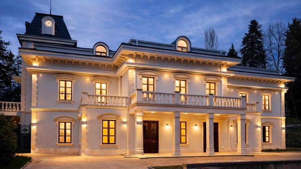 "Момина баня" отново работи: Лековитата ѝ вода е за всички