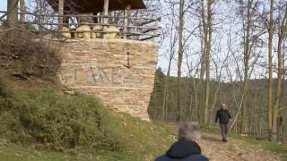 "Титаник" възкресява българско село с двама жители