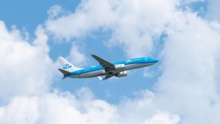 Пътуванията поскъпват: KLM и Air France добавят 50 евро към билетите за дълги полети