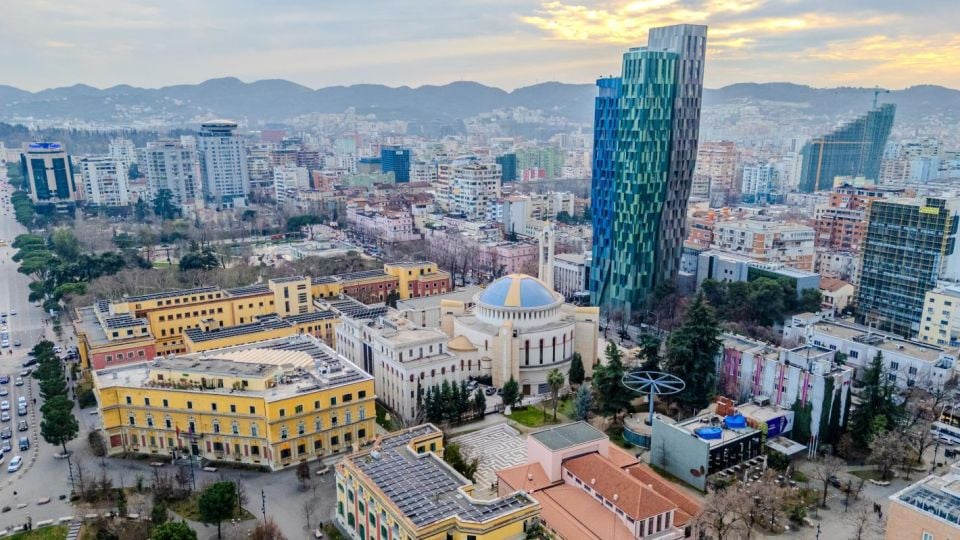 Трите града в Европа, които неочаквано се изкачват в класациите за пътуване