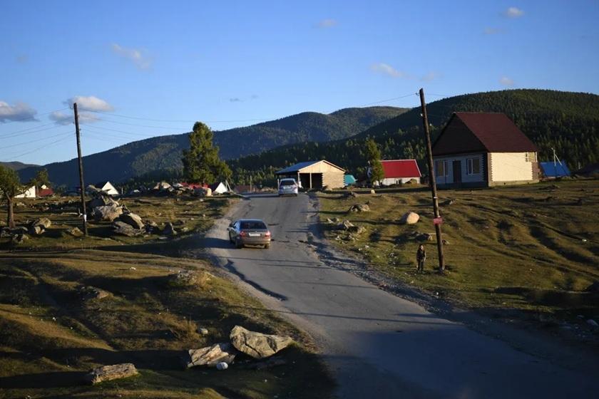 Жители на Германия масово се преселват в алтайско село
