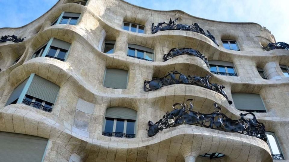 Последната жена в шедьовъра на Гауди: Да живееш в една от най-известните сгради в света