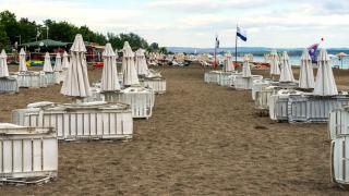Цените за БГ плажа са готови: 5 евро чадър, 5 евро шезлонг