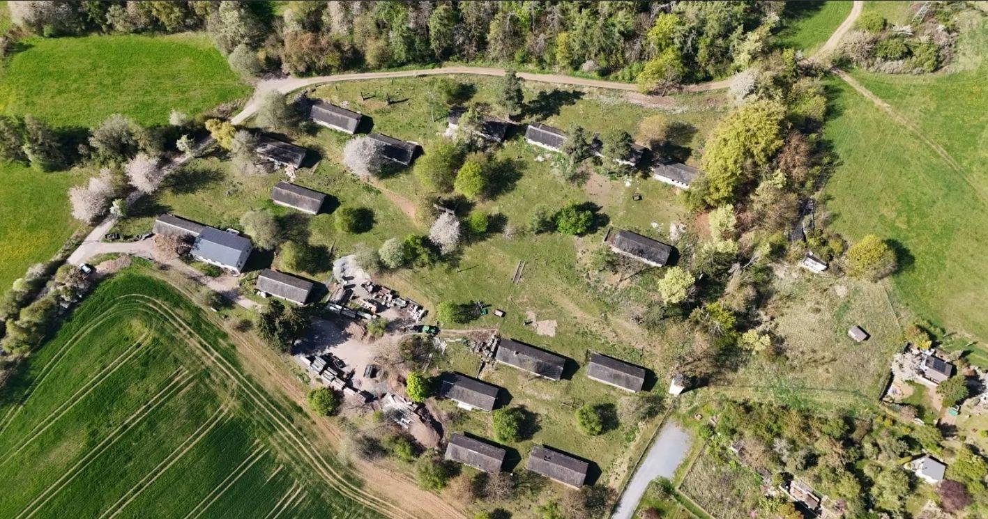 Продават мини село на цената на апартамент в Германия, но има уловка