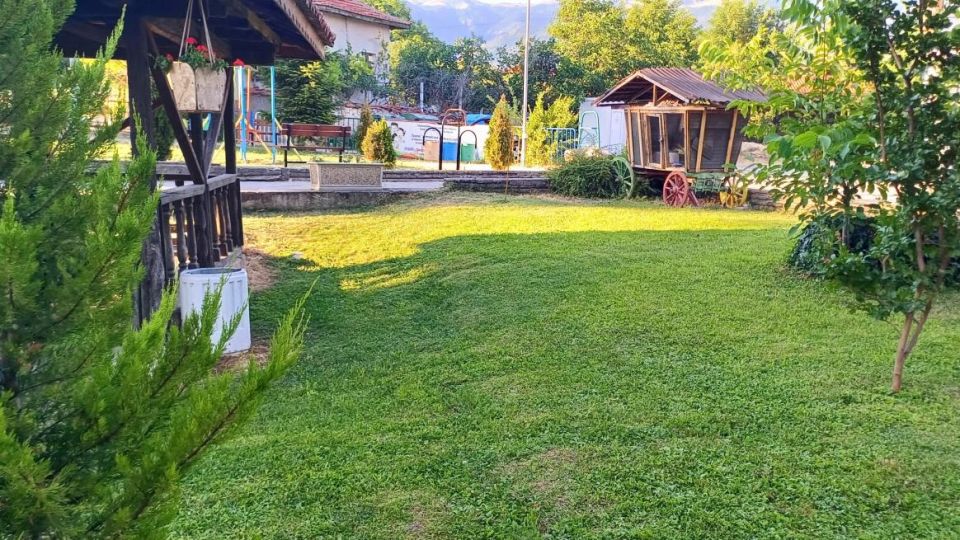 Красиво карловско село привлича още туристи с нова инвестиция - има минерален извор