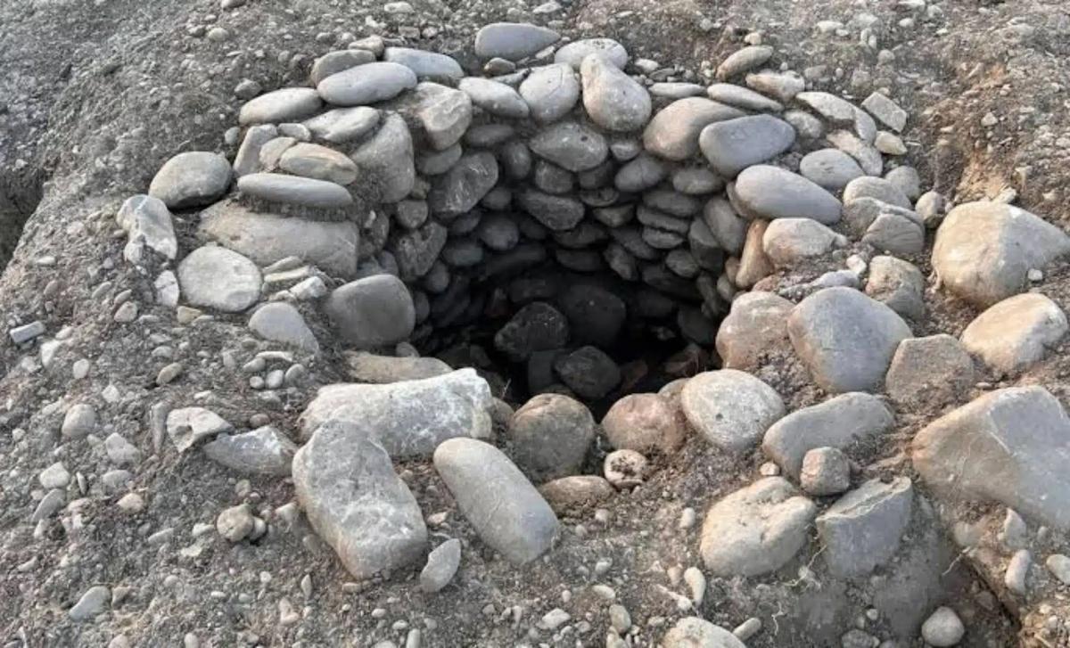 2500-годишен кладенец край Болоня разкри бронзови фигурки и човешки скелети