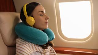 Пътници пълнеха възглавници с дрехи, Wizz Air затегна правилата