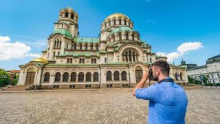 България с впечатляващ скок на туристическите нощувки през онлайн платформи