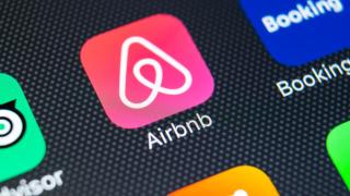 Затягат режима за апартаментите в Airbnb и Booking заради неплатени данъци