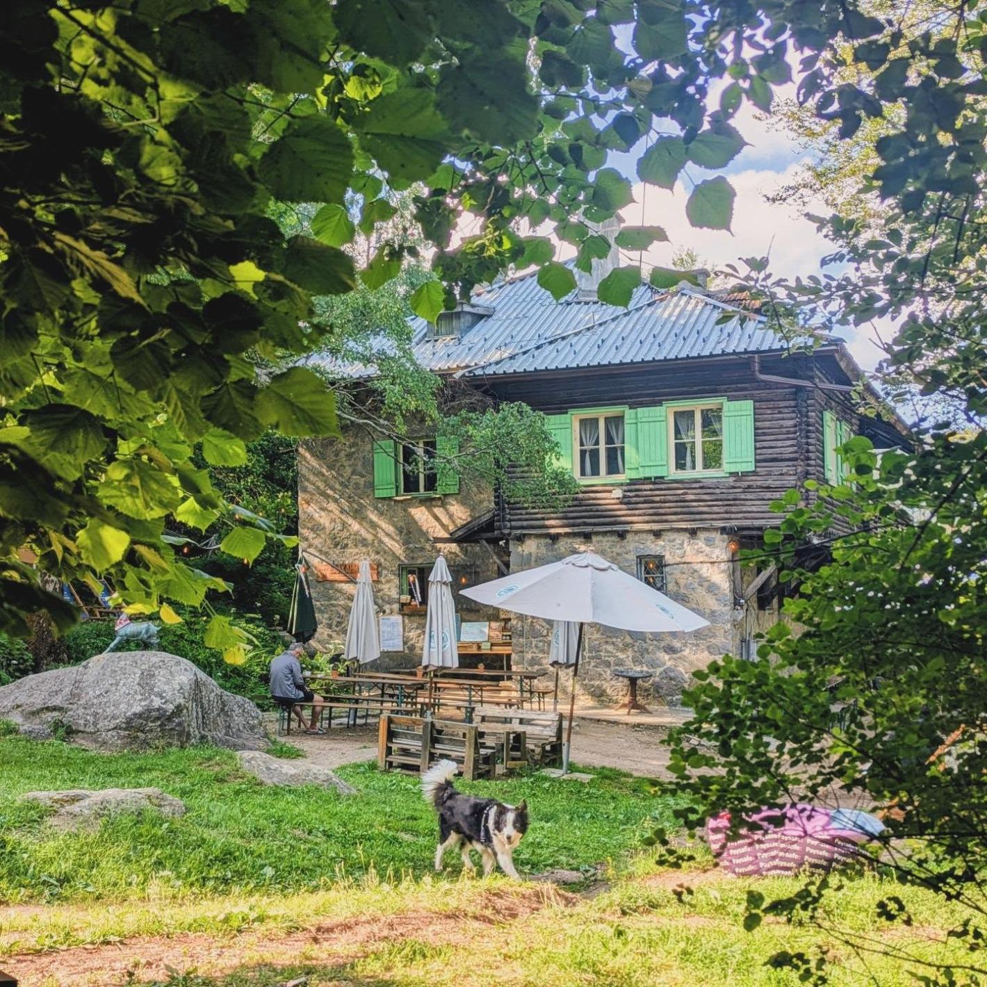 Обявиха коя е най-добрата хижа в България и кой е най-примерният хижар