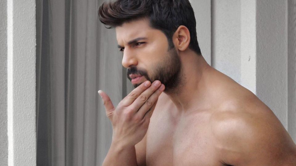 Голи снимки на Фики взривиха Интернет (СНИМКИ)