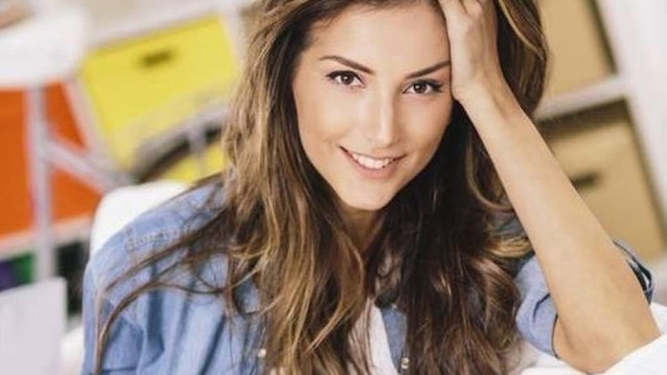 Алекс Петканова си оперира носа в Турция с риск да заприлича на Преслава