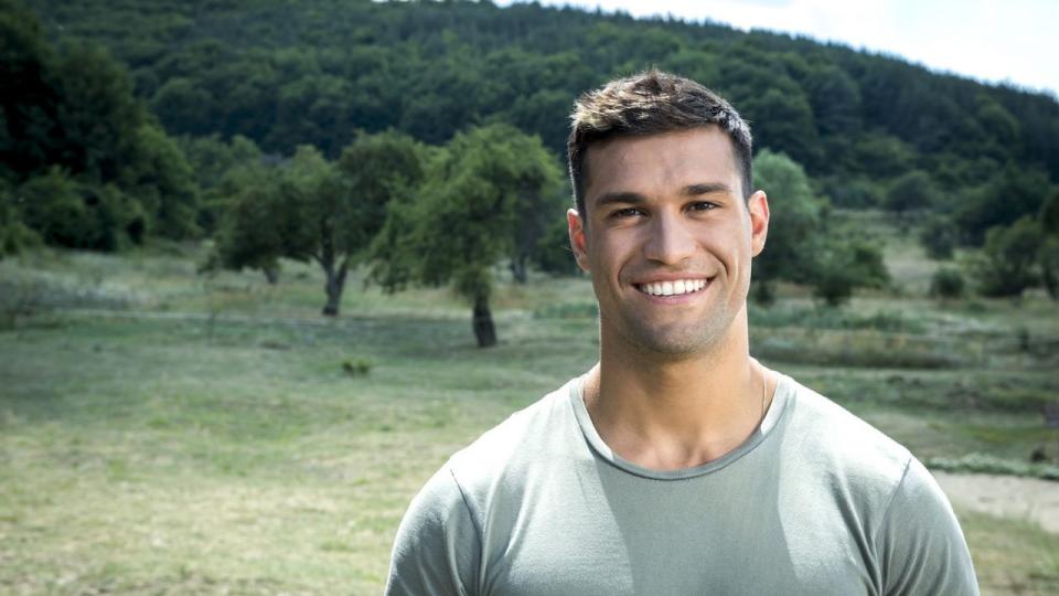 Вижте как е изглеждал Сами Хоссни преди да се превърне в секссимвол СНИМКА