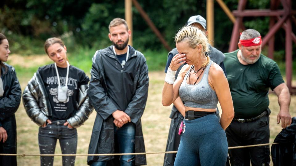 Фризьорка каза сбогом на "Фермата" СНИМКА