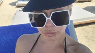 Албена Вулева "захапа" хейтърите от плажа, в мрежата стана страшно! СНИМКИ 18+