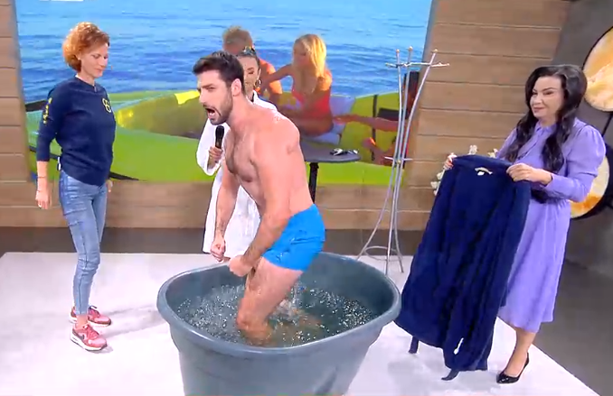 Горещо утро в "Преди обед": Петър Дочев се съблече чисто гол! СНИМКИ