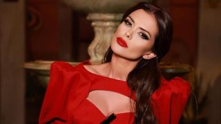 Преслава изкачи връх Ботев и каза през какви трудности е преминала Снимки