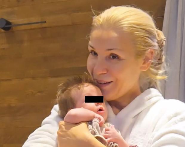 Гала се престраши: Показа Лора за първи път така СНИМКА