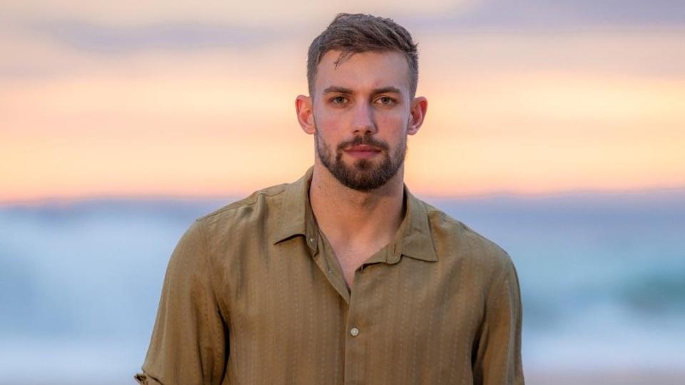 Изплува шокираща тайна от миналото на ергена Виктор! Оказа се, че баща му е... ВИДЕО