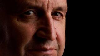 Ето какво свързва Румен Радев с една от участничките в "Живот на кантар"