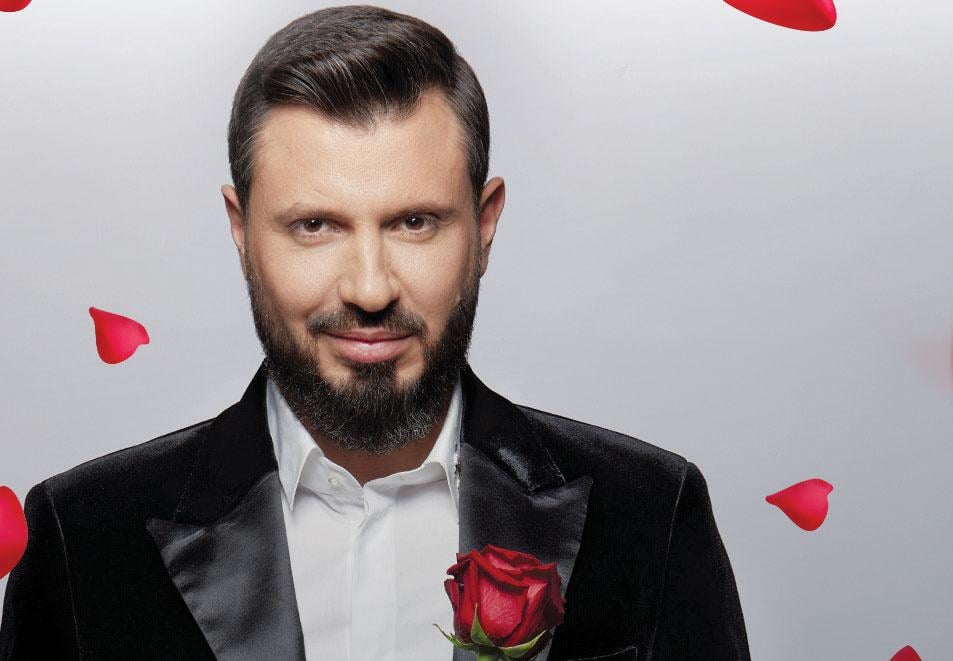 Мартин Елвиса призна: Не сядам на масата без роза и...