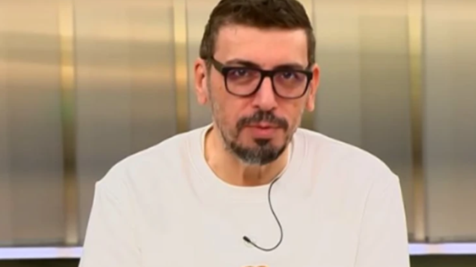 Какво става? Геро не спира да слабее