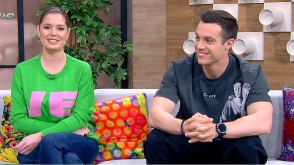 Алекс Сърчаджиева: Бременна съм от Джизъса, женя се за Филип Буков