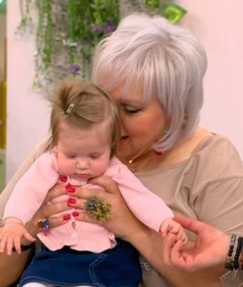 Внучката на Гала се появи в телевизията, водещата скастри дъщеря си СНИМКИ