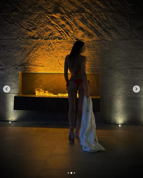 Появиха се шокиращи голи СНИМКИ 18+ на новата жена на Рачков