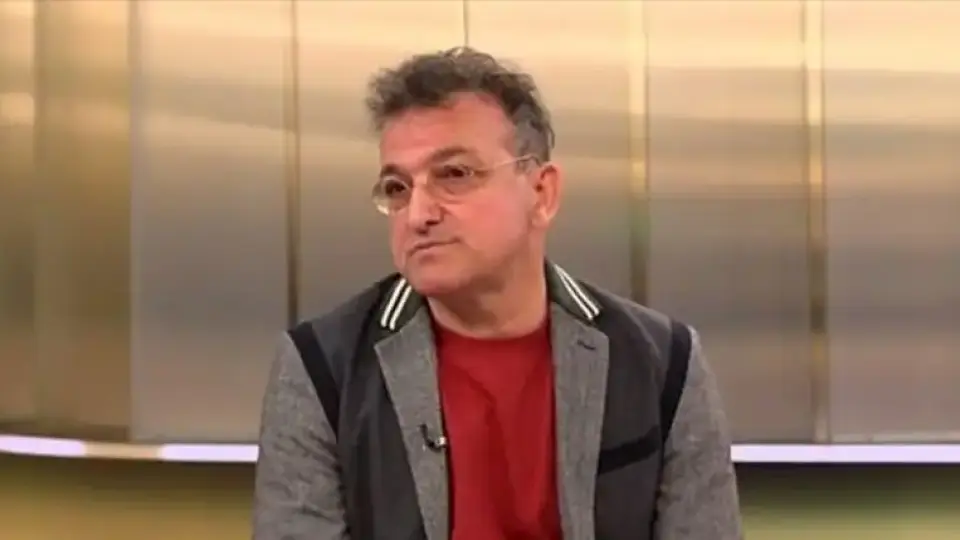 Зуека е съкрушен! Загуби...