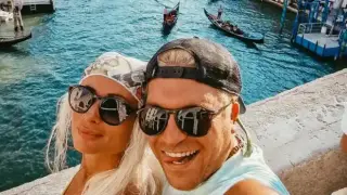Синът на Маги Халваджиян се отдаде на празненства с любимата във Венеция