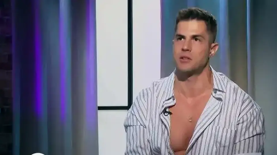 Иво Аръков си съдра задника на пирон и остана с белег за цял живот