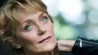 Папараци я изловиха: Койна Русева подкара БМВ за 100 бона и кара като джигит