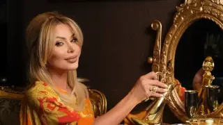 Напук на Гущеров: Светлана качи снимка, на която се виждат гърдите й