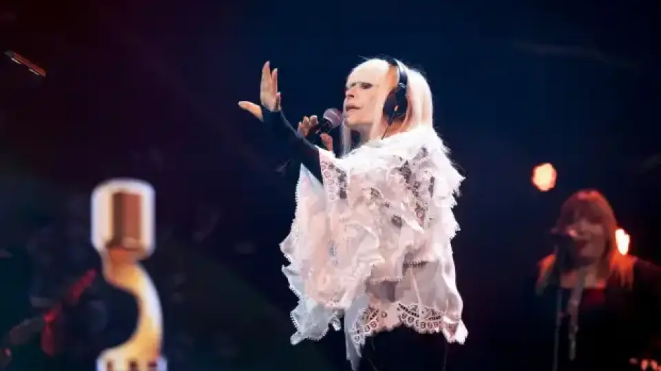 Измамници посегнаха на Лили Иванова