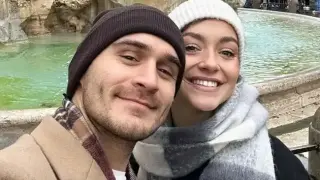 Юлиан Костов стяга сватба с англичанка, остави Мирела сама в София